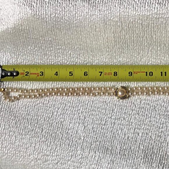 Faux Pearl (Cream) and Rhinestone Orb Choker Necklace with Gold-Tone setting - Picture 4 of 5